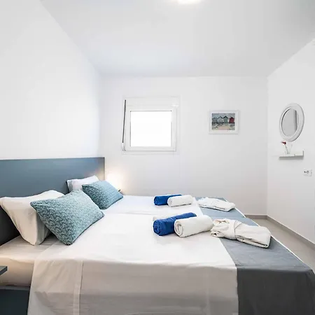 Xenos Cerulean Villa Tigaki