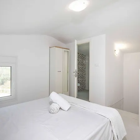 Villa Xenos Cerulean